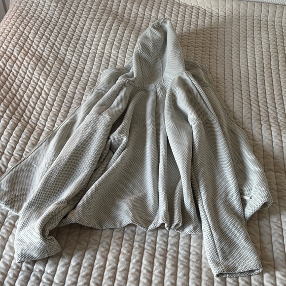 Gray Textured Zip-Up Jacket - Picture 7 of 8